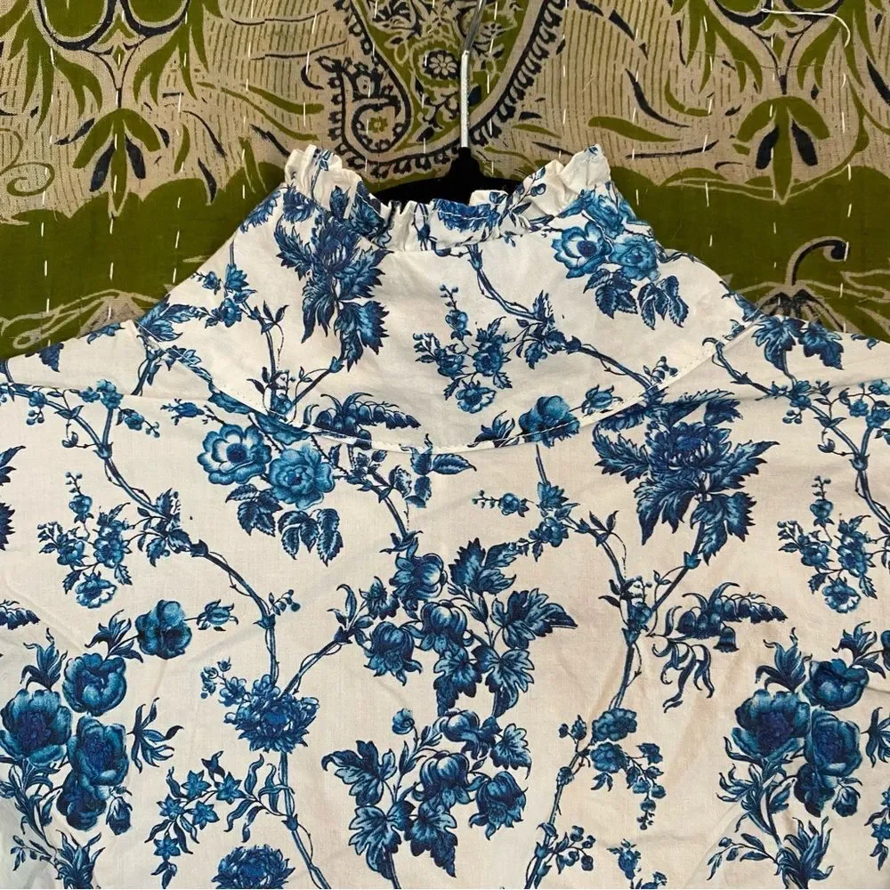 Meadows x Free People Big Blue Floral Carnation Turtleneck Blouse Size 6